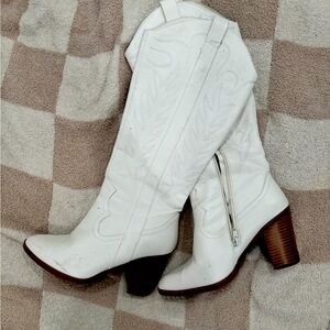 Altard State White Cowgirl Boots